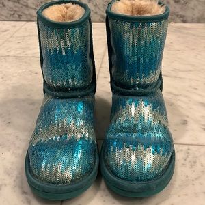 Girls Brand New UGG Boots Size 4